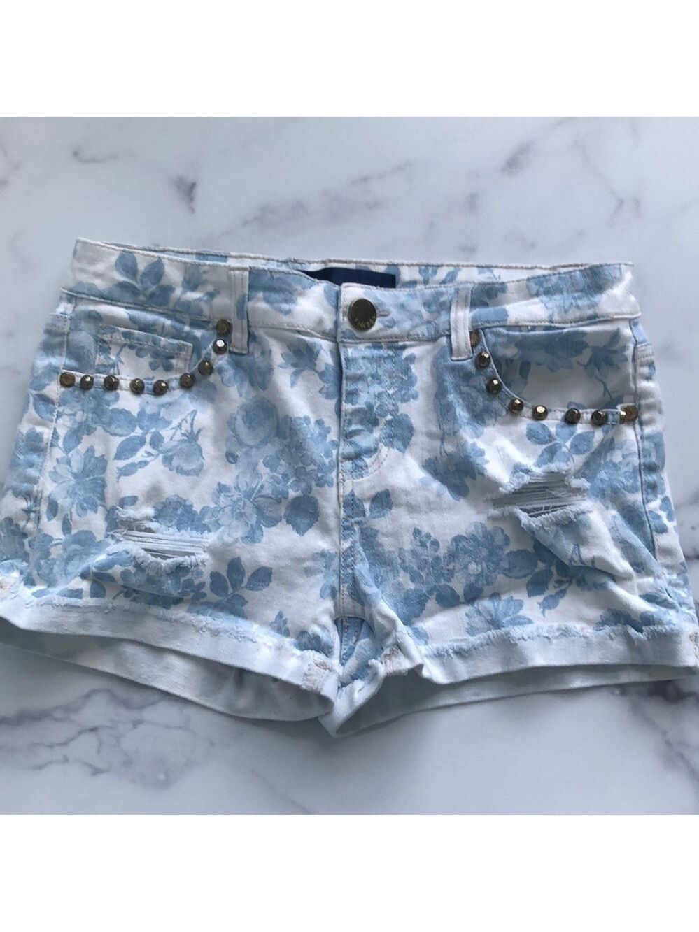 Tinsel Floral Denim Floral Blue And White Studded Pockets Shorts Size 28